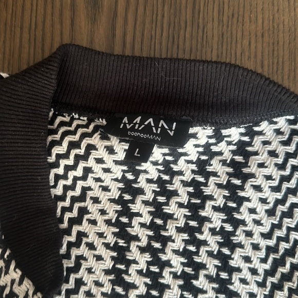 boohooMAN zip up patterned jacket - Picture 3 of 3